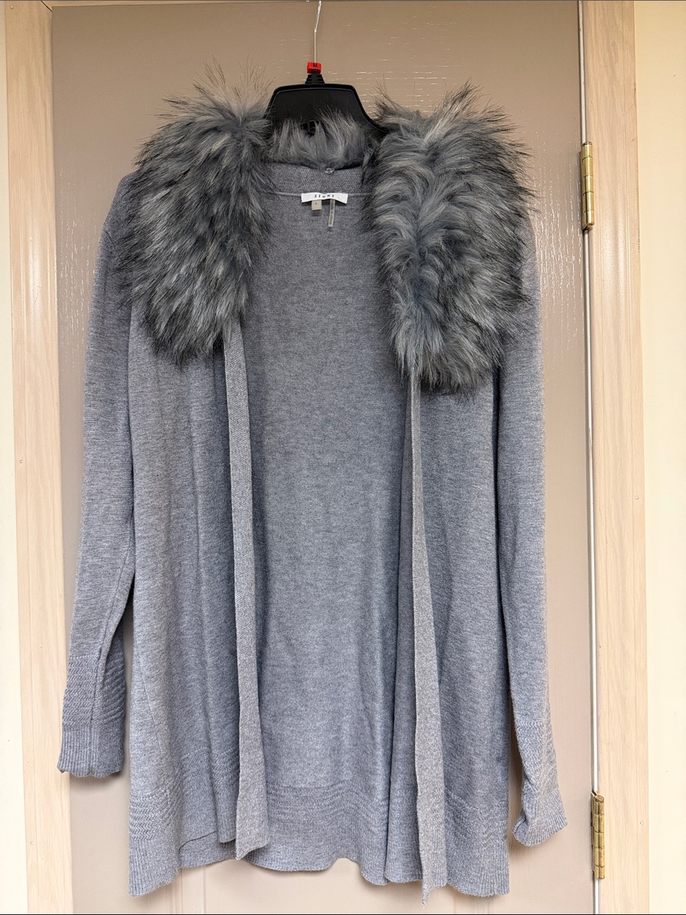 Sioni Gray Open-Front Sweater Cardigan with detachable Faux Fur Collar